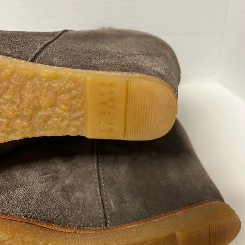 Stuart Weitzman Suede Wedge Platform Ankle Boots in Taupe Size 9 - Picture 7 of 8